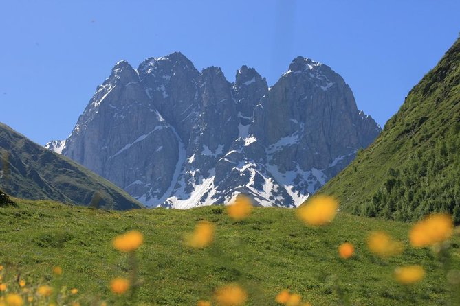 2 Days Private Tour to Kazbegi and Juta Village with Trekking - Key highlights to clock before you go
