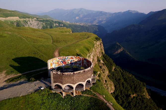 3-Day Hiking Group Tour in Kazbegi - Price and Value: Getting $590 Worth of Mountain Days