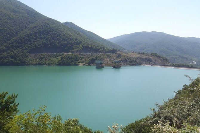 3 days private tour in Georgia - Getting started at Tbilisi Airport, and why private transfer matters