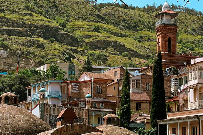 3-Hour Private Guided Walking Tour in Tbilisi - Mother of Kartli, Abanotubani, and Tamada: Tbilisi through several time periods