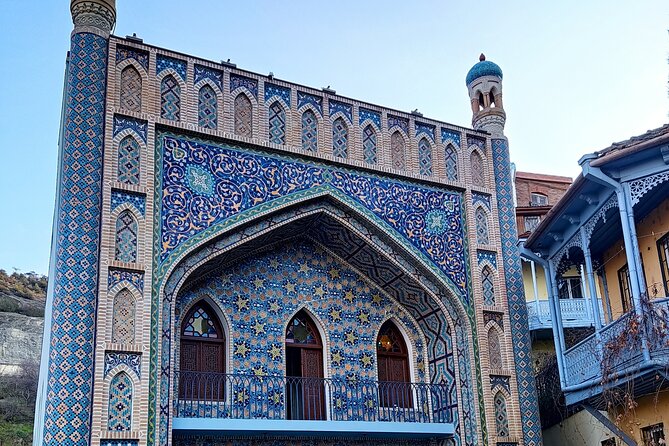 3-Hour Private Guided Walking Tour in Tbilisi - Timing, walking distance, and dress code that matters