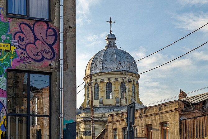 Alternative walking tour New Tiflis and backstreets - Agmashenebeli Avenue: architecture walk plus theatre sightings