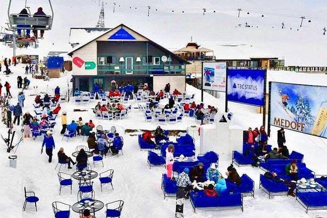 Ananuri, Gudauri ski resort, private tour - Ananuri Fortified Castle Ensemble: 16th-Century Aragveti Setting