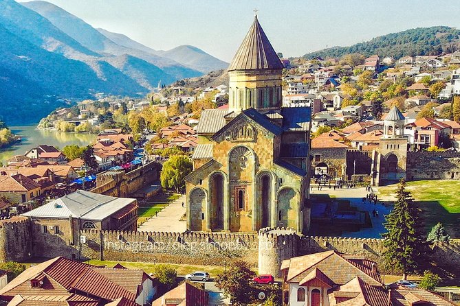 Ancient Mtskheta and Chronicle of Georgia half day tour - Pickup, departure times, and how the timing works
