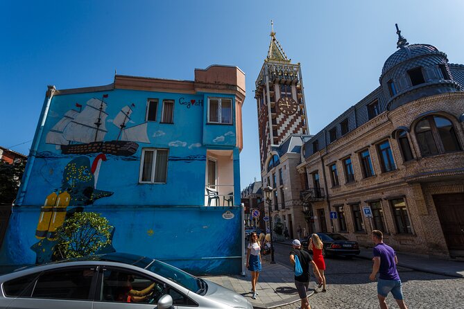Batumi Walking Tour - Drama Theatre of Batumi and Neptune Statue to Finish Strong