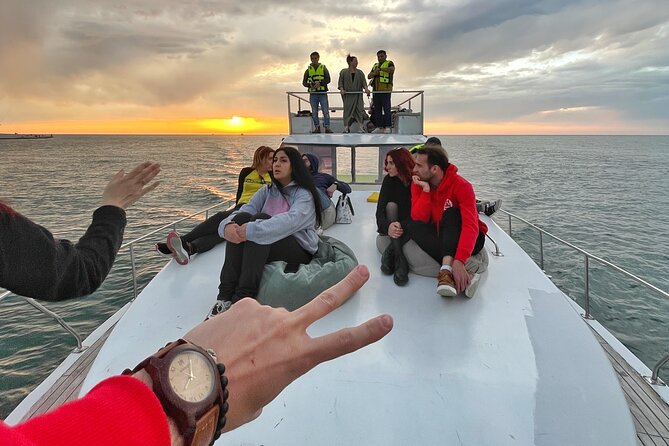 Batumi Walking Tour - Guides and Group Feel: What You Can Expect on Day-of