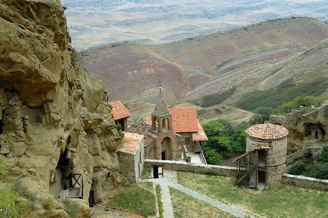 David Gareji and Real Rainbow Mountains Off-Road adventure + hike - Udabno lunch and the Patardzeuli wine tasting plan