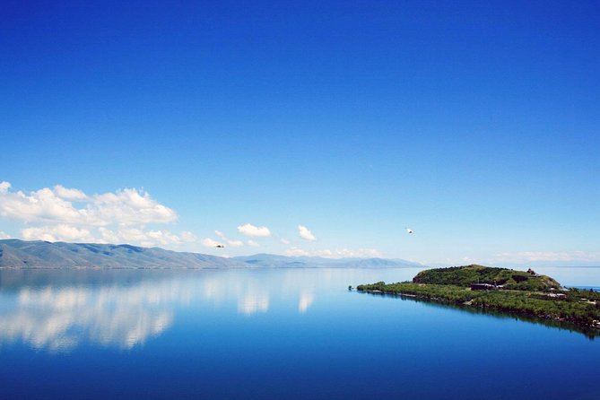 Day tour Armenia Dilijan and Sevan Lake from Tbilisi - Guides and group size: what makes the day feel smoother