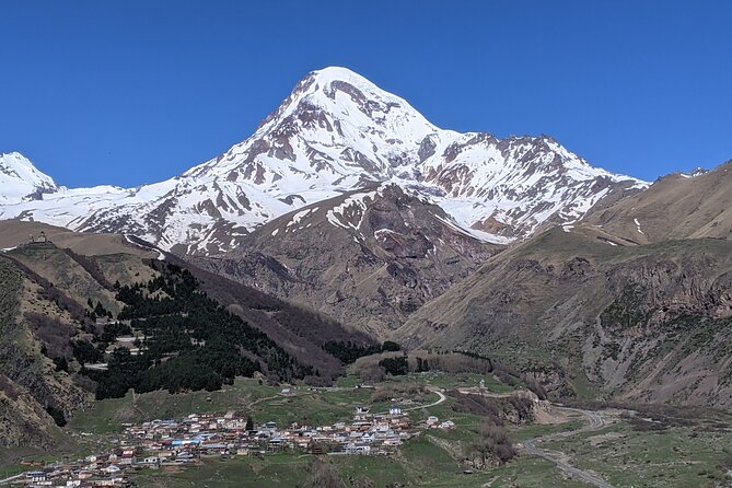 Day Tour Tbilisi – Ananuri – Kazbegi – Tbilisi - Stop 2: Ananuri Fortified Castle Ensemble above the reservoir