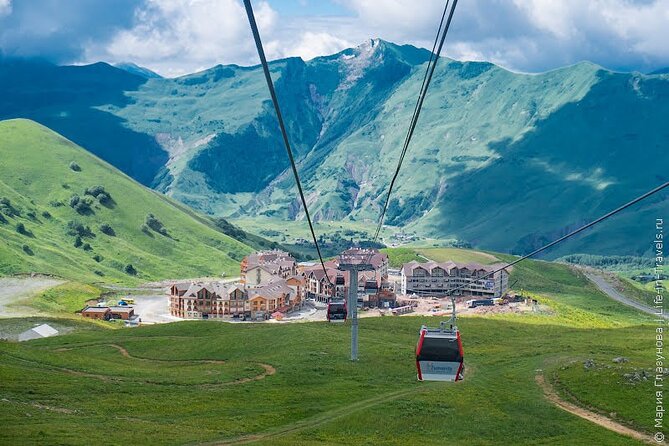 Day Tour Tbilisi – Ananuri – Kazbegi – Tbilisi - The road up North: what the morning drive does for your mood