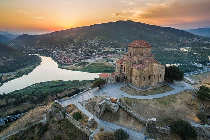 Day Tour Tbilisi - Mtskheta - Jvari - Chronicles of Georgia Monument-Tbilisi - Metekhi Cathedral: a short stop with a lot of payoff