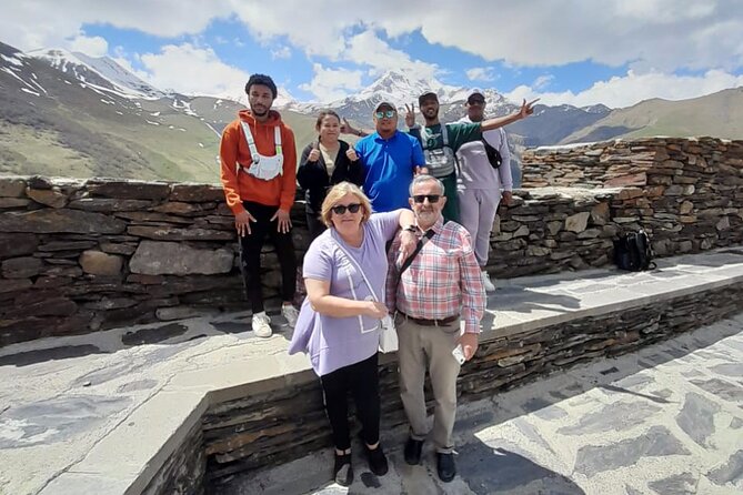 Day tour to mountains Jinvali lake, Ananuri, Kazbegi, Arch friendship - How the day actually runs, and what to bring