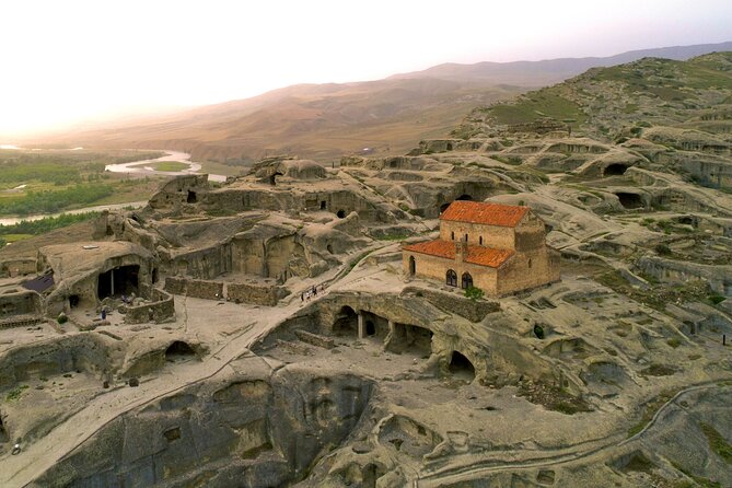 Day Trip to Mtskheta Gori and Uplistsikhe - Gori lunch hour: local food or free time in town