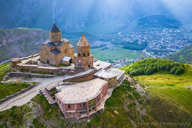 Full Day Kazbegi Guided Tour in Georgia - Pasanauri Lunch: Georgian Khinkali Makes Sense Here