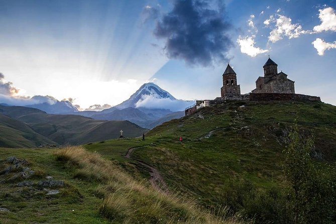 Full-Day Kazbegi Private Tour from Tbilisi - Stop 2: Ananuri Fortress Ensemble and the Aragvi river route