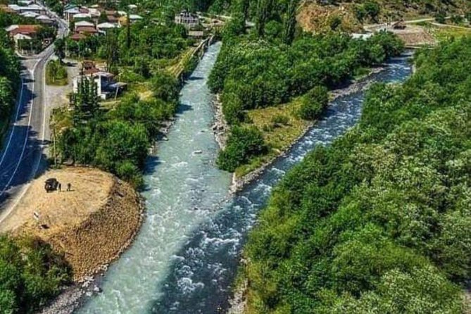 Full-Day Kazbegi Private Tour from Tbilisi - Stop 3: The Aragvi River confluence, where the colors help you orient
