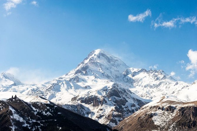 Full-Day Kazbegi Private Tour from Tbilisi - Stop 1: Zhinvali Water Reservoir, a quick 20 minutes with context