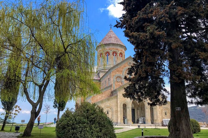 Grand tour to Kakheti for wine lovers: Telavi-Kvareli-Sighnaghi - Gremi: views over the Alazani valley and a royal capital in fragments
