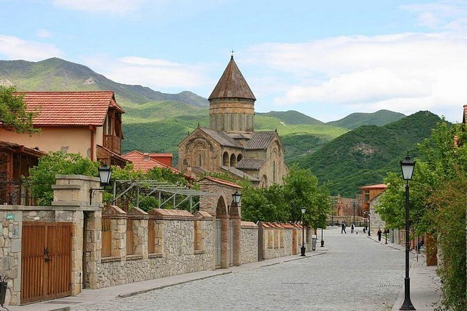 Gudauri Ski Resort day tour from Tbilisi - Svetitskhoveli Cathedral: Early Christian Georgia in 90 Minutes