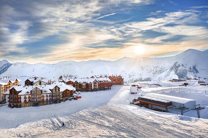 Gudauri Ski Resort Private Day Tour from Tbilisi Snow Adventure - Ananuri Fortified Castle Ensemble: 45 minutes for history and photos