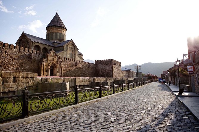 Jvari Monastery, Ananuri, Gudauri, Kazbegi Group & Private Tour - Gudauri Friendship Monument, a Short Stop with Serious Cliff Views