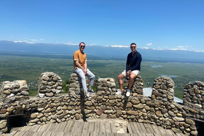 Kakheti.All inclusive Wine tour with family lunch - Shumi Winery in Tsinandali: big-estate tastings with vineyard variety