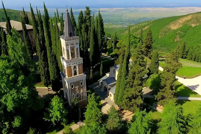 Kakheti: Signagi, Bodbe Monastery, Telavi, Wine Tour. Private tour - Badiauri bread and cheese stops: short, tasty, and very Georgian