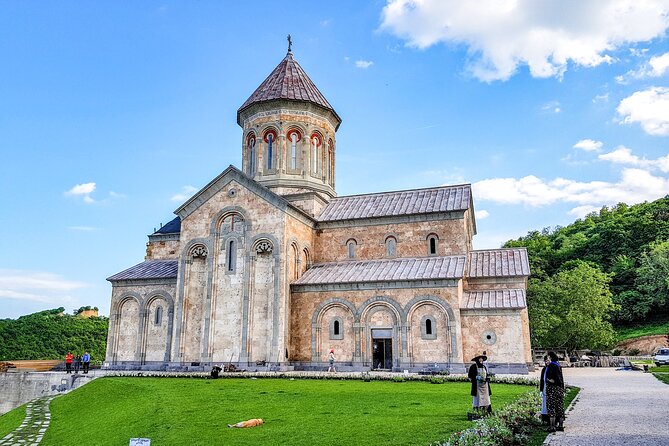 Kakheti Wine Tour for beginners - 3 wineries - Stop 2: Sagarejo family winery, home-style traditional wines