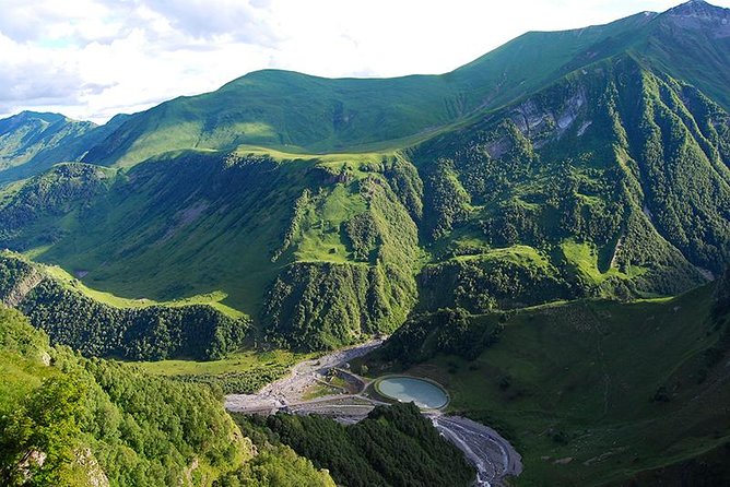 Kazbegi Adventure - Private Day Trip From Tbilisi with a Dinner + Masterclass - Zhinvali Reservoir area: fortress views before the mountain rush