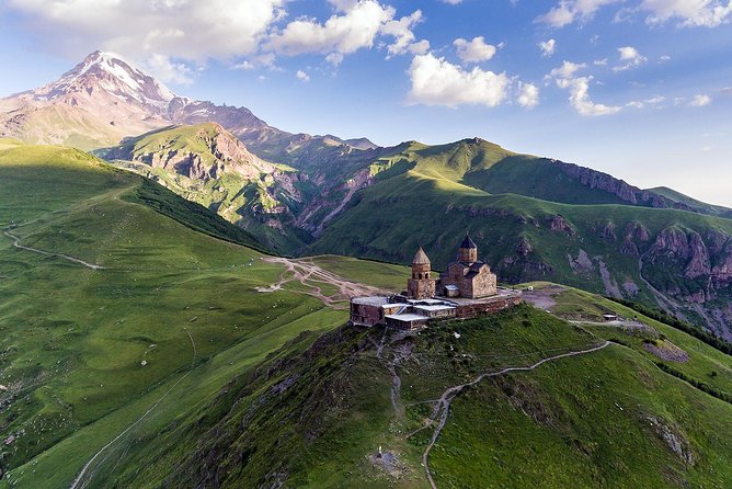 Kazbegi and Khinkali - the ultimate mountain experience tour - Khinkali tasting: the included lunch that actually satisfies