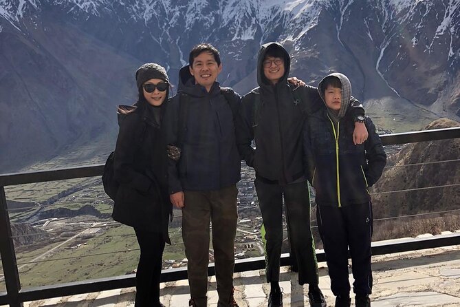 Kazbegi Day Tour with Guide - Ananuri again, and how the day stays balanced