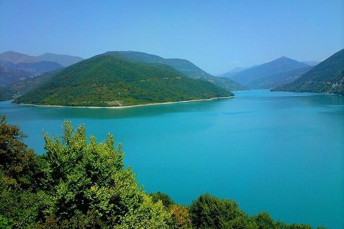 Kazbegi Full-Day Private Tour with Scenic Stops from Tbilisi - Why the Guides Matter Here (Names You’ll See)