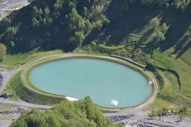 Kazbegi, Gergeti and Ananuri Full Day Tour from Tbilisi - Ananuri Fortress Ensemble on the Aragvi River: the church complex that feels worth slowing down for