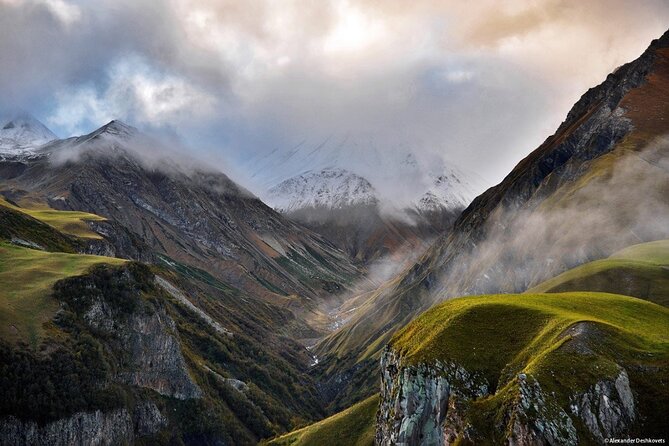 Kazbegi Gudauri Ananuri: Full Day Group Tour - Key things that make this day trip work