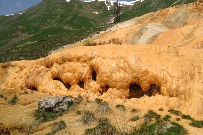 Kazbegi (stepantsminda) and Gudauri private tour - Price and value for a 12-hour private day