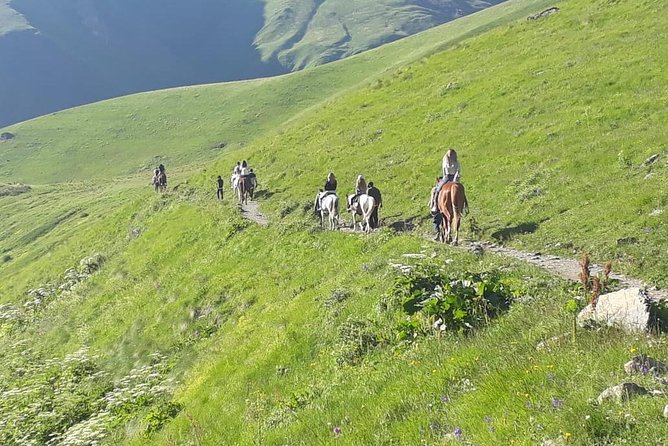 Kazbegi Tour from Tbilisi 2022 - Zhinvali Reservoir Viewpoint: The Fast Stop With Big Water Drama