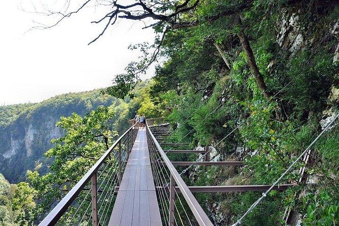 Martvili + Okatse + Caves - Martvili Canyon: waterfalls, a 300-meter boat ride, and the right way to spend your ticket