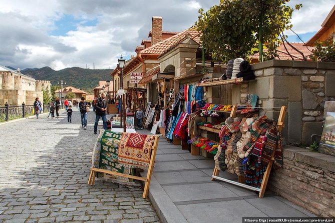 Mtskheta, Jvari, gori, uflistsikhe, history and panorama (group tours) - Uplistsikhe Cave City: Pagan Power, Stone Labyrinths, and Kura Valley Panoramas