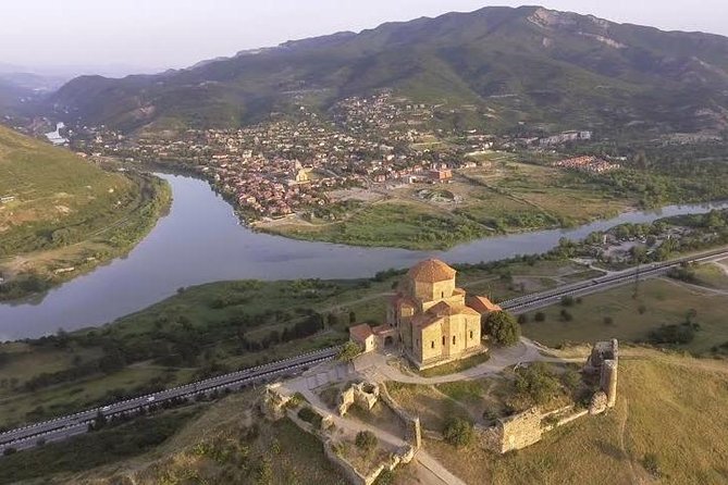 Mtskheta - Jvari - Samtavro, the cradle of Georgian Christianity. (group tours) - Why this half-day is more than three churches