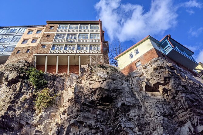 Old Tbilisi Highlights walking tour with wine & 10 tastings - Cable Car to Narikala: When the Tramway Helps