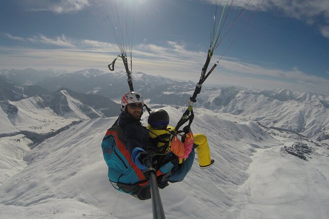 Paragliding tandem flights in Georgia - The Flow Before You Fly: Transfer, Safety Talk, Then Launch