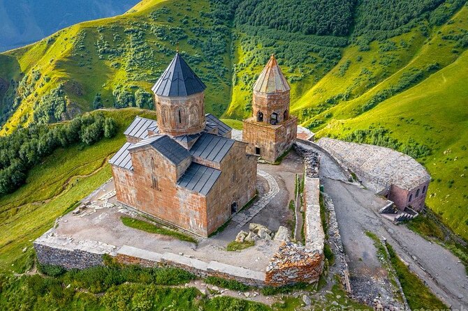 Private day Tour from Tbilisi to Kazbegi and Gudauri - Zhinvali Water Reservoir: the quick hit that frames the fortress