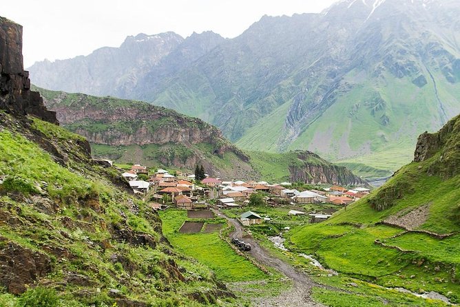 Private day tour in Kazbegi (Stepantsminda) - Comfort and pacing: what makes the private format worth it