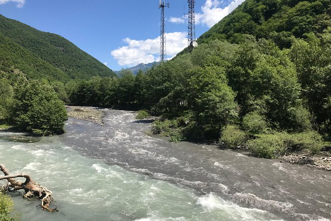 Private Day Trip to Gudauri and Kazbegi from Tbilisi via Jvari and Mtskheta - Kazbegi and Stepantsminda: time to slow down with the views