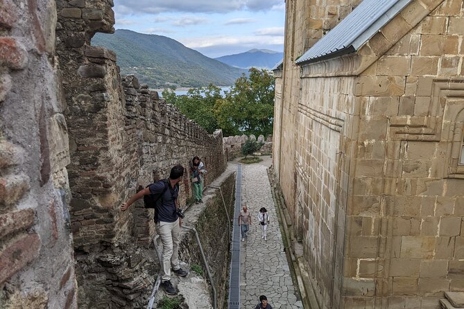 Private Full Day Trip to Kazbegi Mountains - Stop 4: Georgia-Russia Friendship Monument and the 600-meter cliff balcony
