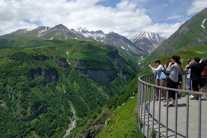 Private Kazbegi Tour: Gergeti, Ananuri & Scenic Views - Gergeti Trinity Church: hilltop views of Kazbegi Mountain