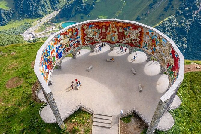 Private Tour: Ananuri Gudauri and Kazbegi - Gergeti Trinity Church: the church viewpoint, and the 4x4 reality check