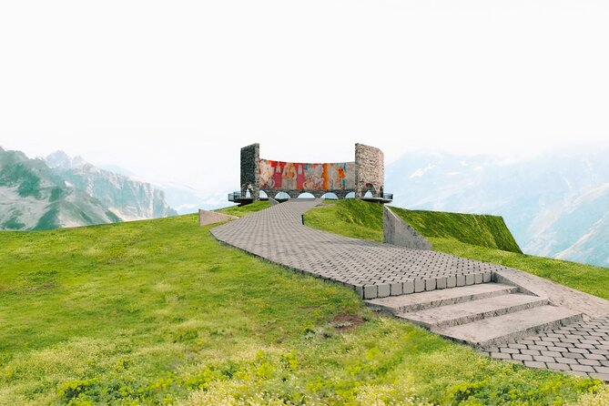 Private Tour from Tbilisi to Kazbegi and Gudauri - Gudauri at 2,200 Meters: Views, Murals, and Devil’s Valley