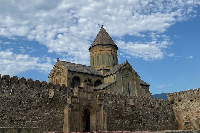 Private Walking Tour in Tbilisi and Mtskheta Old Town - Pickup, Timing, and How the 4 to 5 Hours Unfold