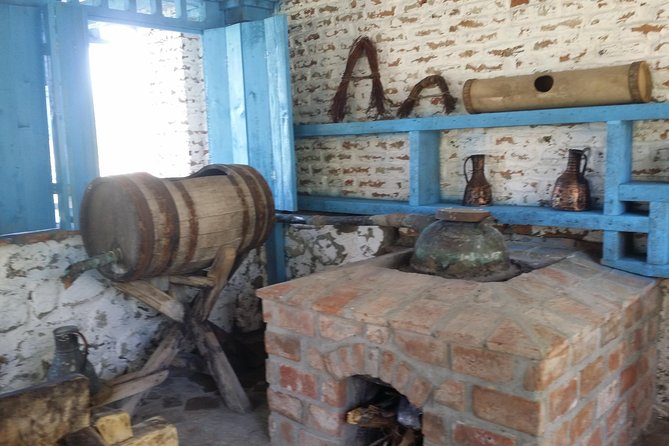 Private Wine Tour to Kakheti from Tbilisi - Lunch time and the Twins Wine Cellar stop you will likely remember